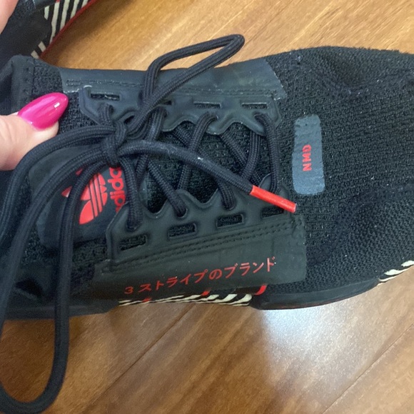 boys adidas NMDs - Picture 6 of 7